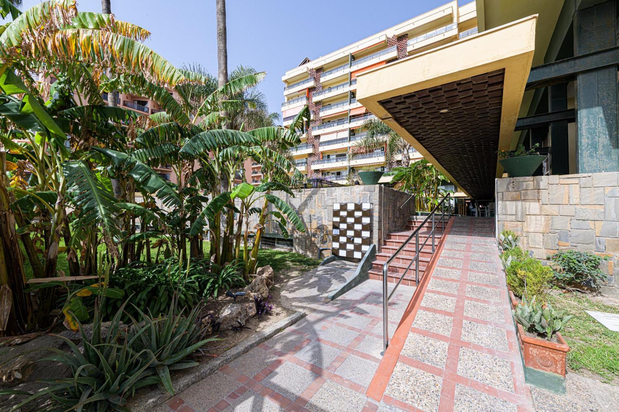 Апартаменти Amazing Carihuela View & Parking Торремолінос Екстер'єр фото