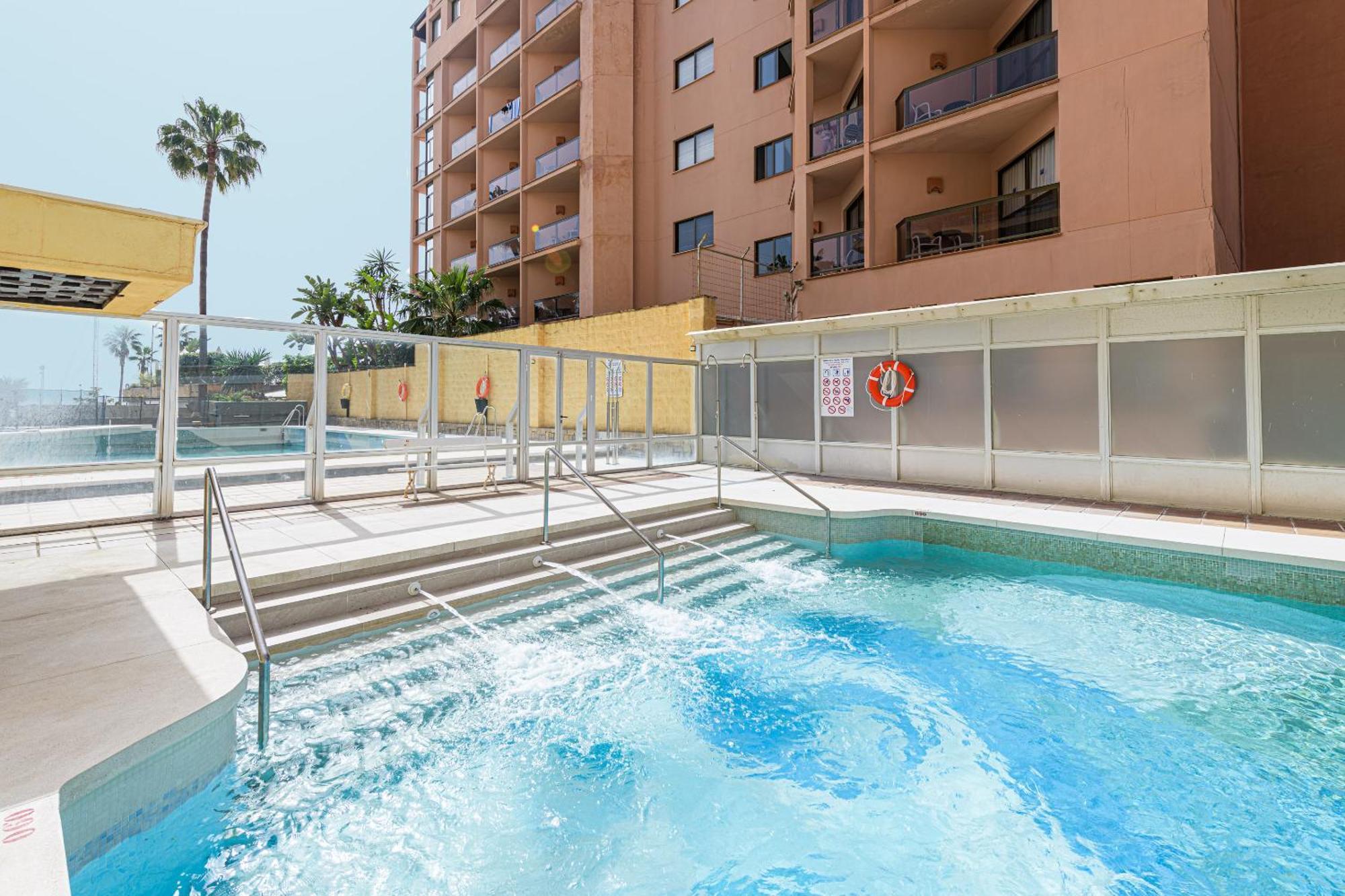 Апартаменти Amazing Carihuela View & Parking Торремолінос Екстер'єр фото